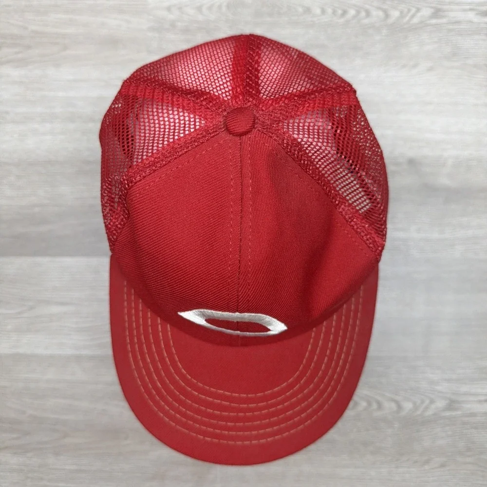 Vintage Cincinnati Reds Baseball Cap. Made In USA. Very Nice Condition.